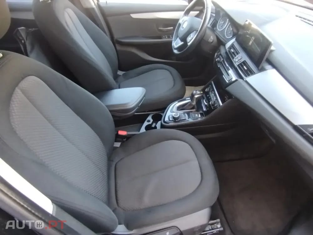 BMW 216 d Line Luxury