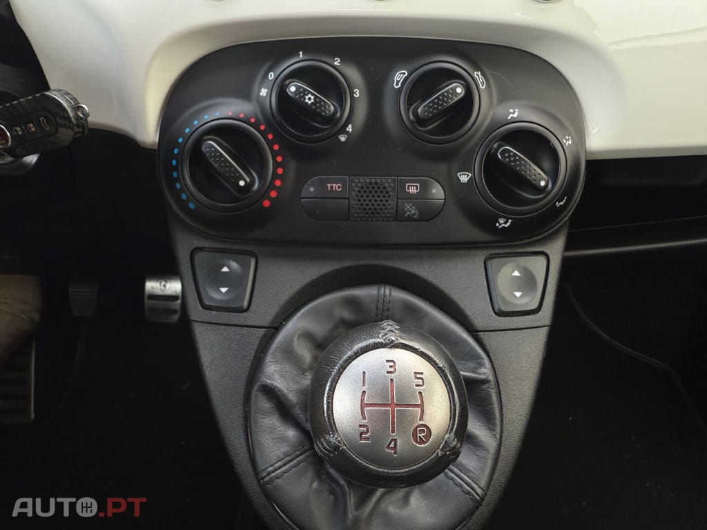 Abarth 595 Outro