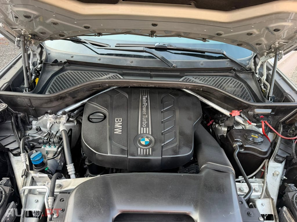 BMW X5 25 d sDrive Comfort 7L