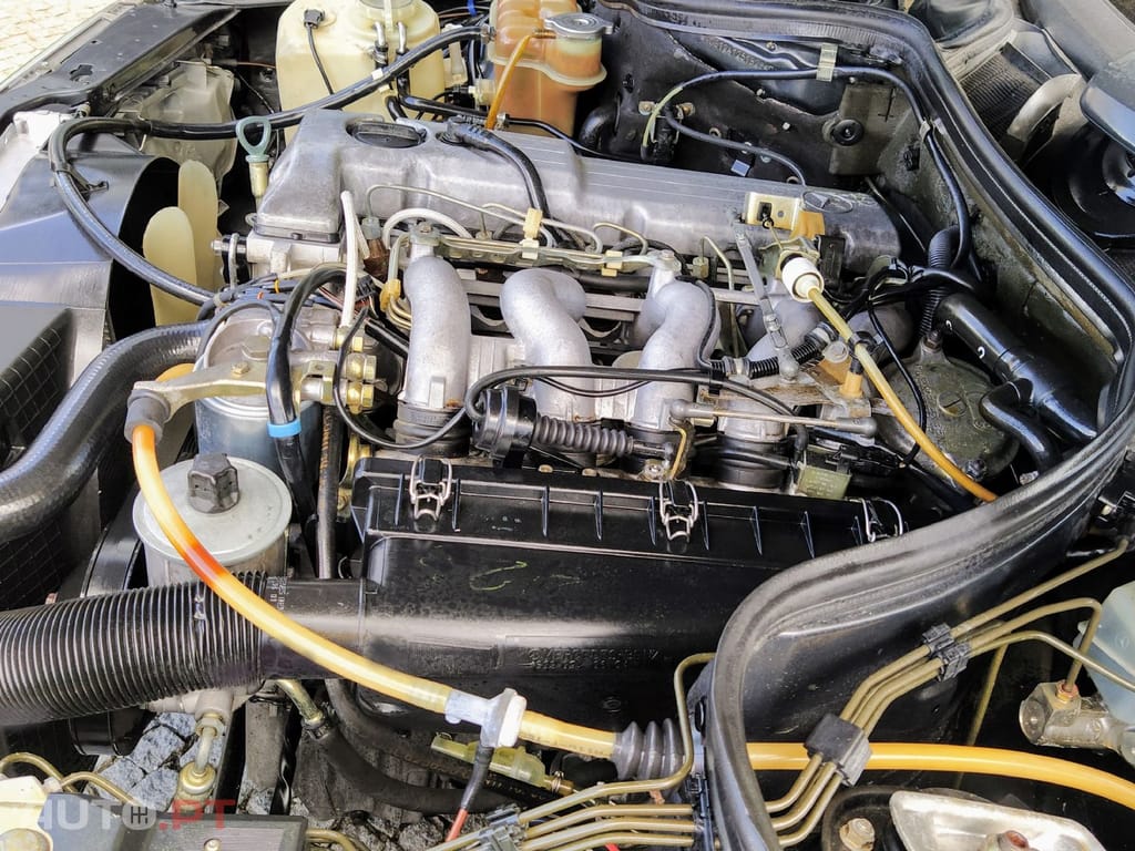 Mercedes-Benz 250 D