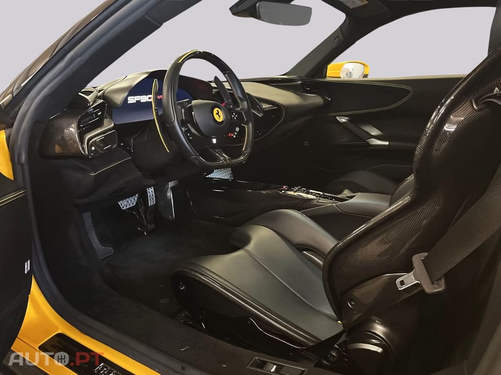 Ferrari SF90 I.V.A DEDUTIVEL 