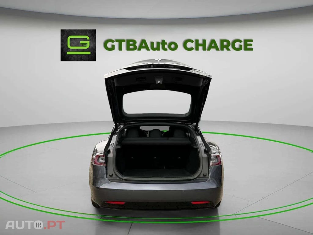 Tesla Model S Standard Range