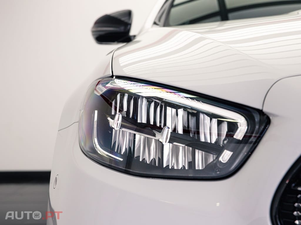 Mercedes-Benz E 300 de 9G-TRONIC AMG Line