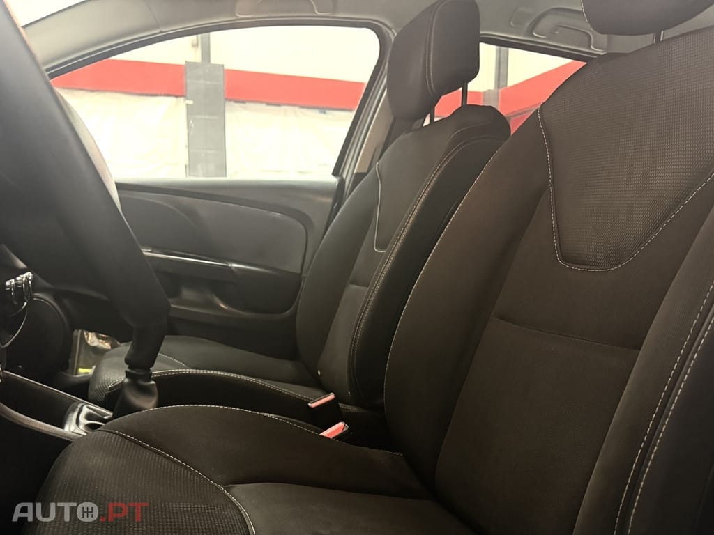 Renault Clio Sport Tourer 0.9 TCe Limited