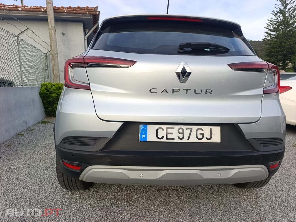 Renault Captur TCe 100 BUSINESS EDITION