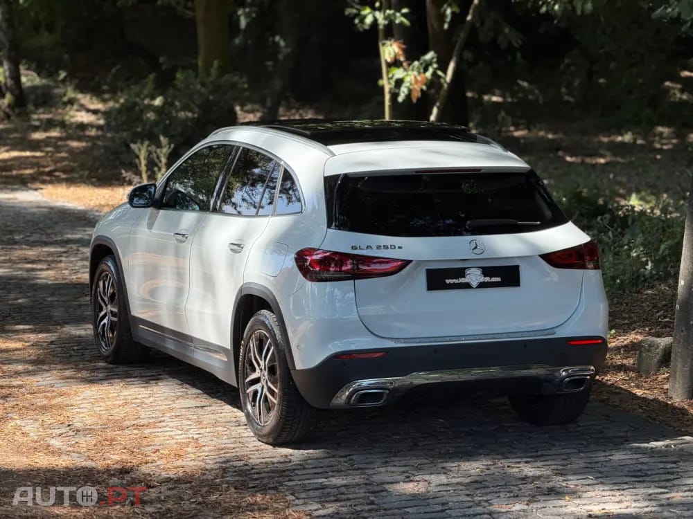 Mercedes-Benz GLA 250 e 8G-DCT Special Edition