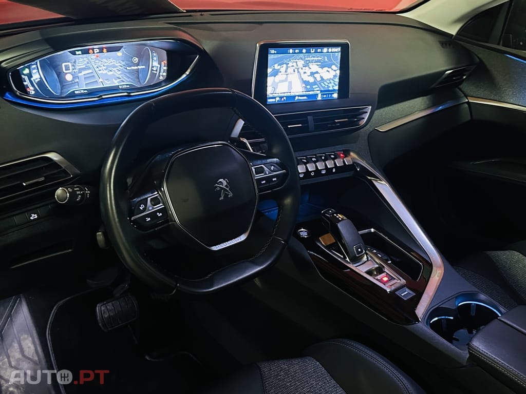 Peugeot 3008 1.2 PureTech Allure EAT8