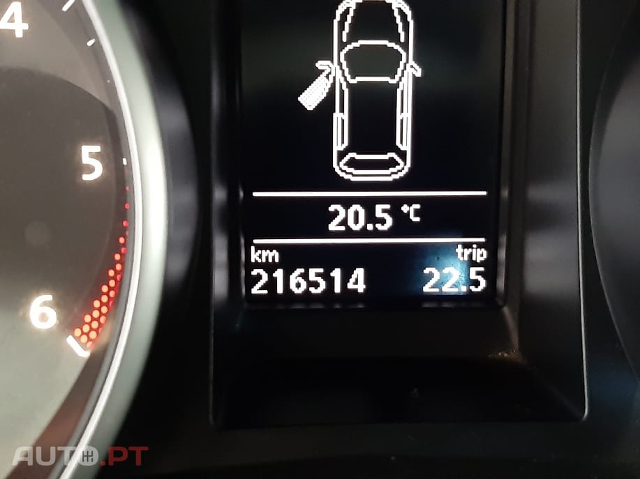 Volkswagen Golf Variant Confortline 1.6 TDI 105 CV