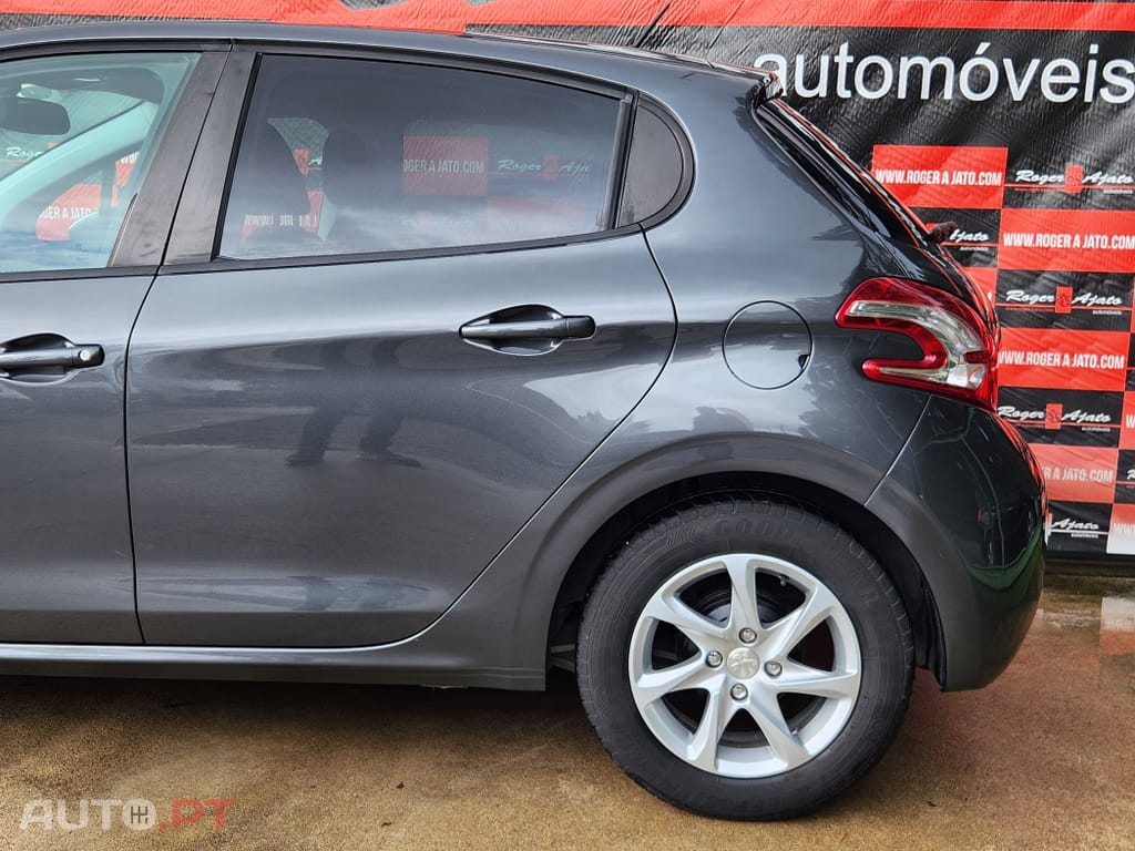 Peugeot 208 1.2 VTi Active