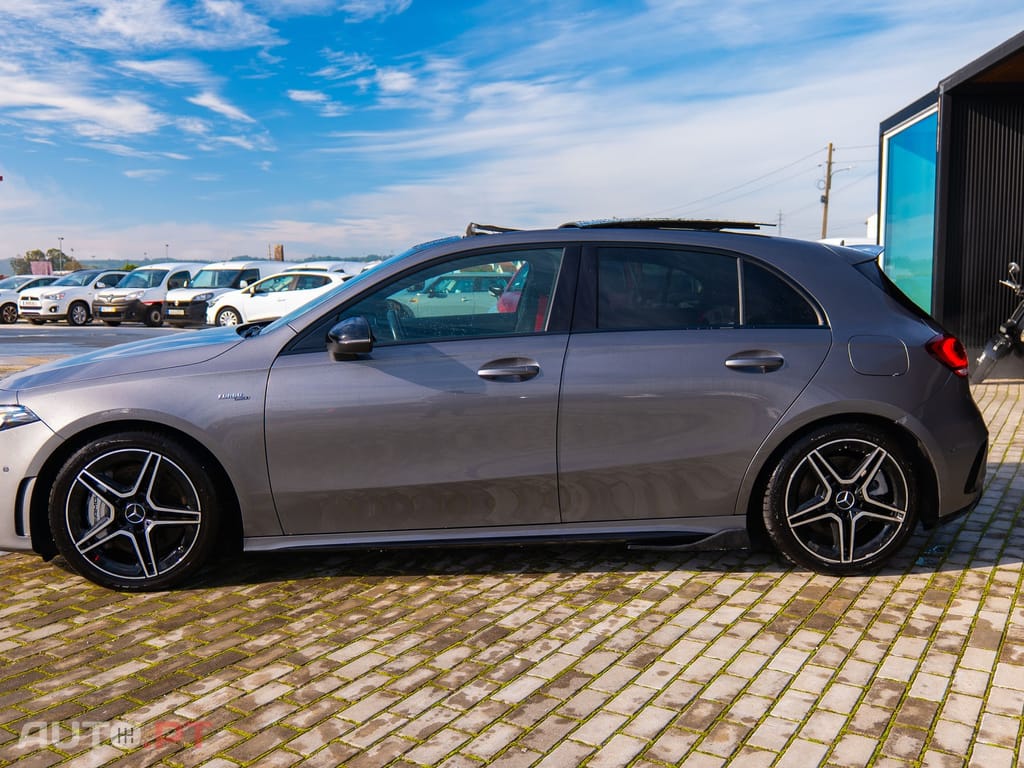 Mercedes-Benz A 35 AMG 4Matic Speedshift DCT 7G