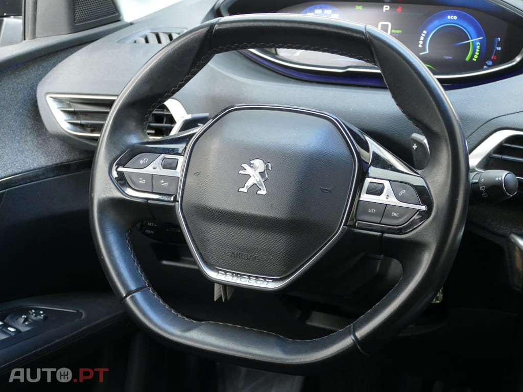 Peugeot 3008 1.6 Hybrid Allure e-EAT8