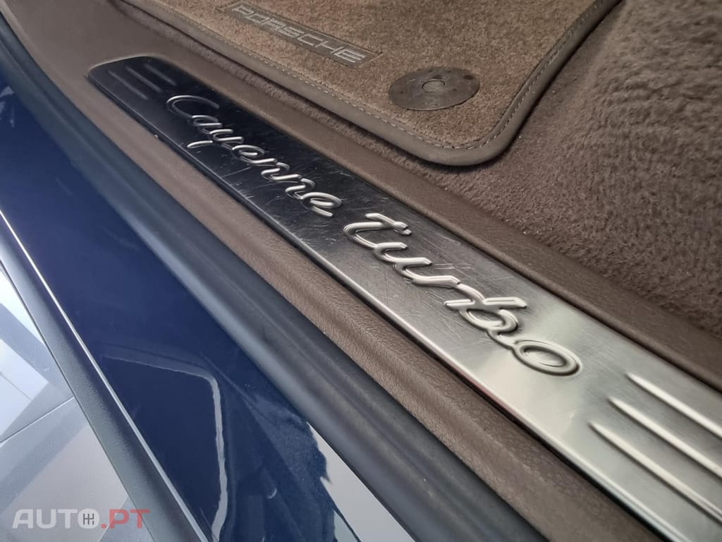 Porsche Cayenne Turbo Tiptronic S