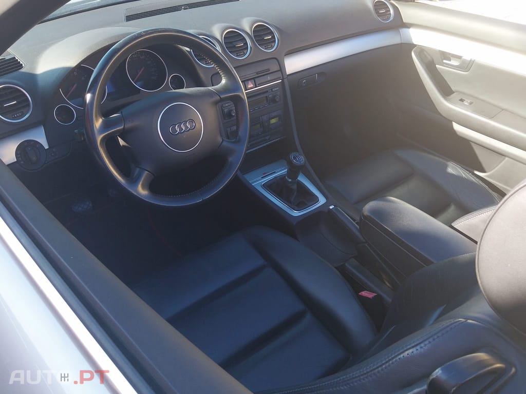 Audi A4 Cabrio 2.4 S-line