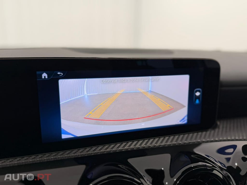 Mercedes-Benz A 200 Outro