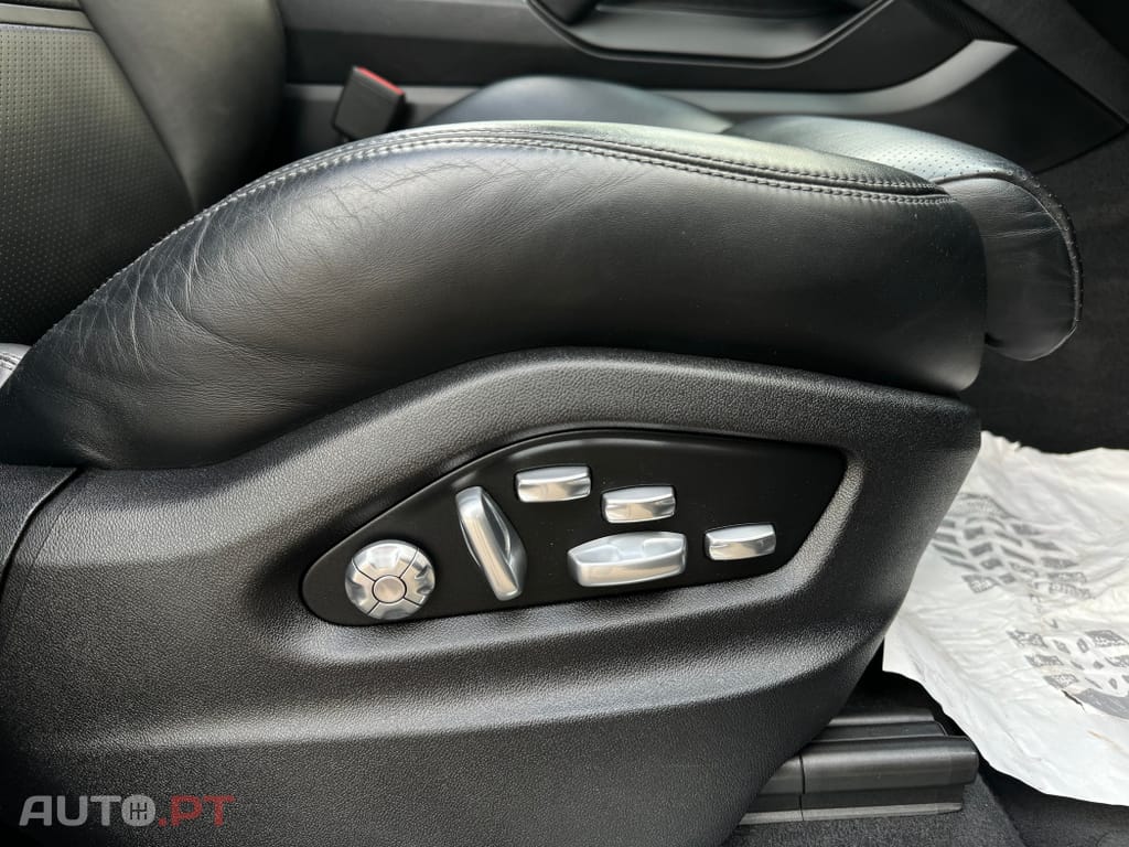 Porsche Cayenne E-Hybrid Tiptronic S