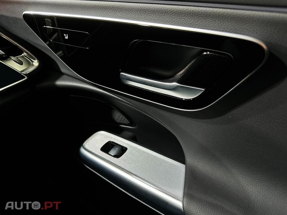 Mercedes-Benz E 300 de 4Matic All-Terrain