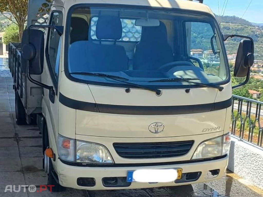 Toyota Dyna M Dyna 3.0 D-4D M35.33 (KDY251)-SD