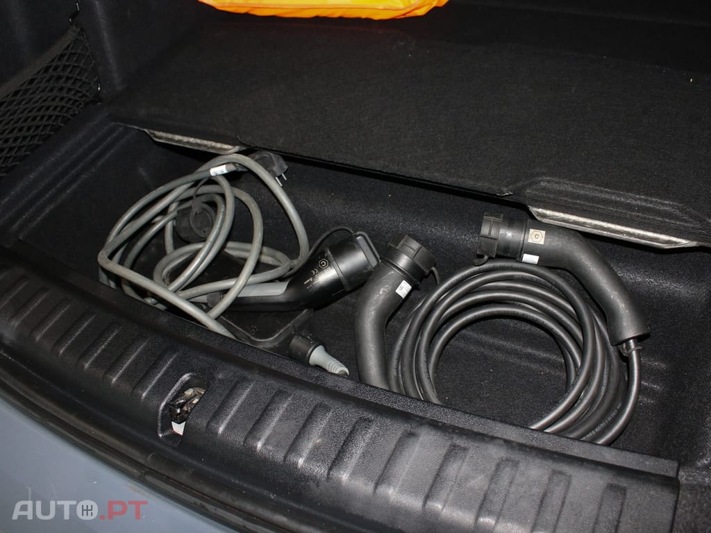 BMW iX1 xDrive30 Pack Desportivo M