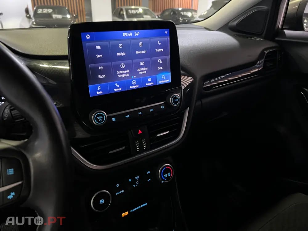 Ford Puma 1.0 EcoBoost MHEV Titanium X