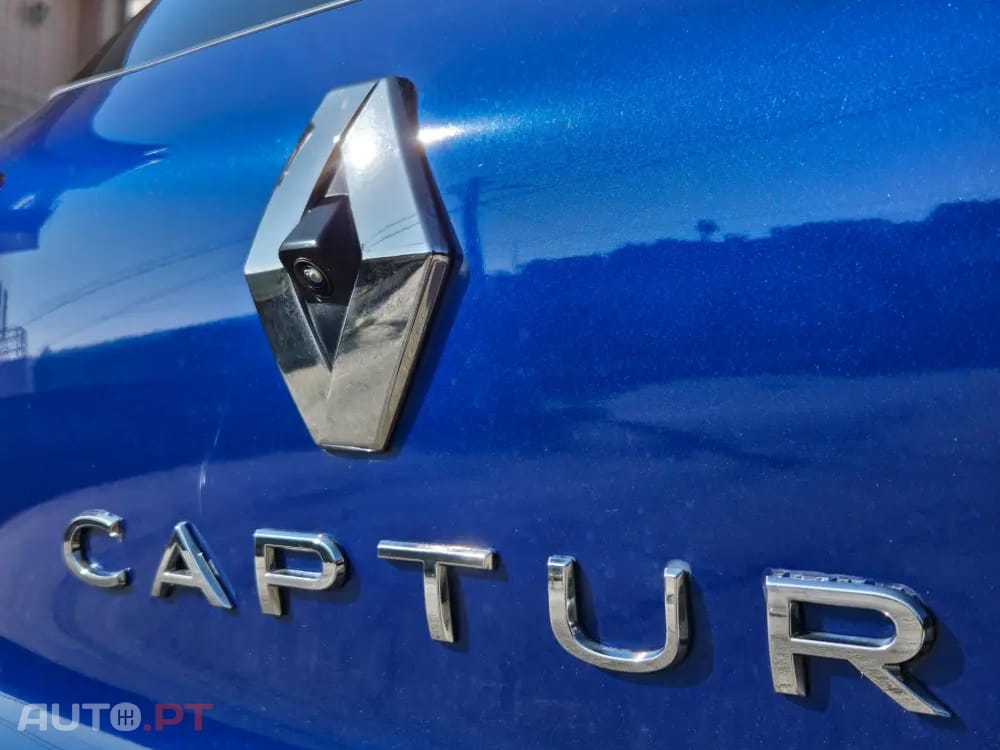 Renault Captur 1.6 R.S. LINE E-Tech Full Hybrid — fotografia 9
