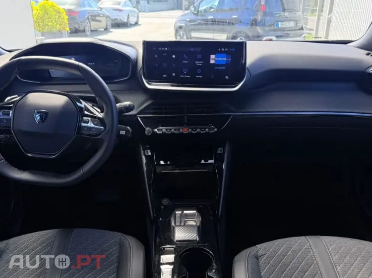 Peugeot 2008 1.2 Hybrid Allure e-DCS6