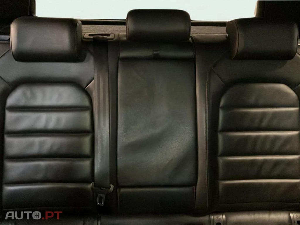 Volkswagen Golf 2.0 TSI GTI DSG Performance