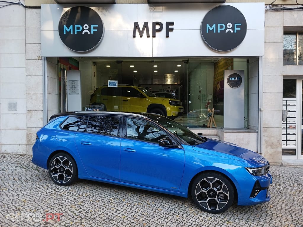 Opel Astra Sports Tourer 1.6 T PHEV Edition