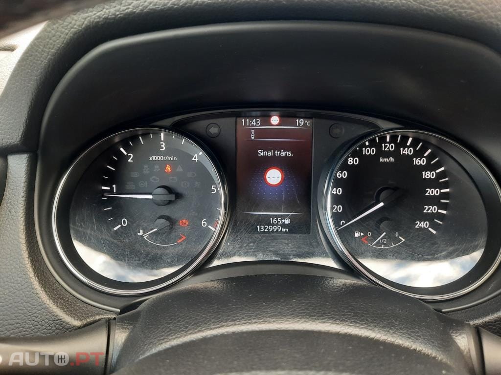 Nissan Qashqai 1.5 dCi 360 S 110cv / 198€ mês