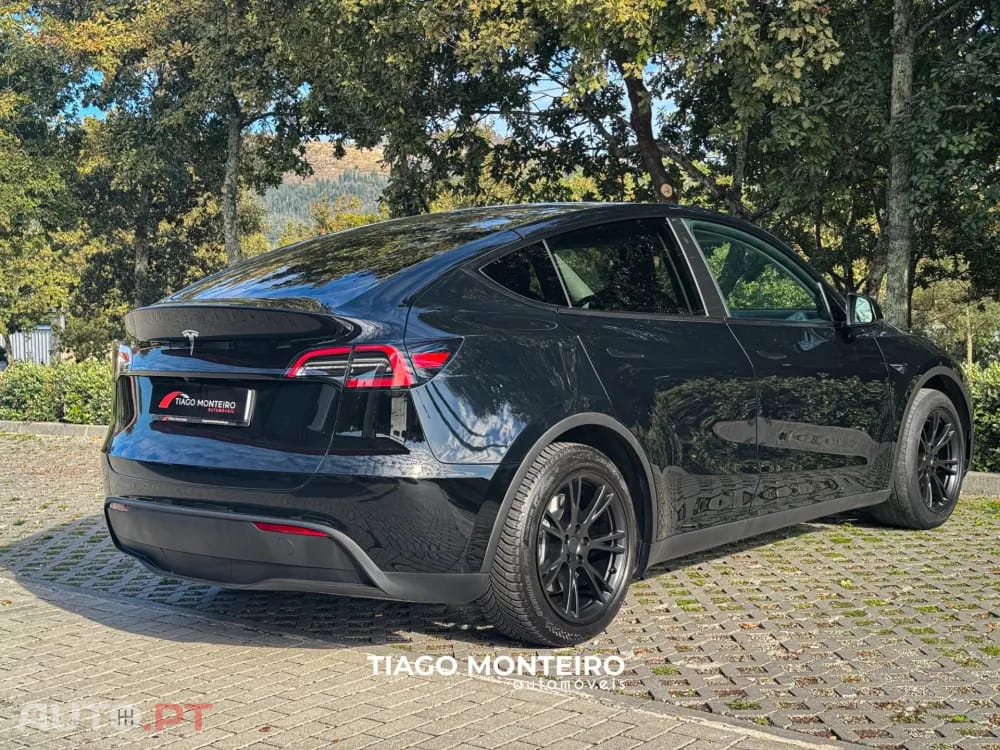 Tesla Model Y Tração Traseira