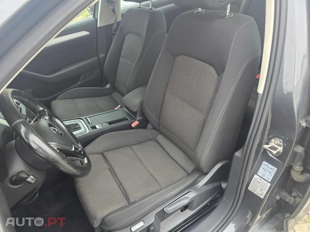 Volkswagen Passat 2.0 TDi Confortline DSG