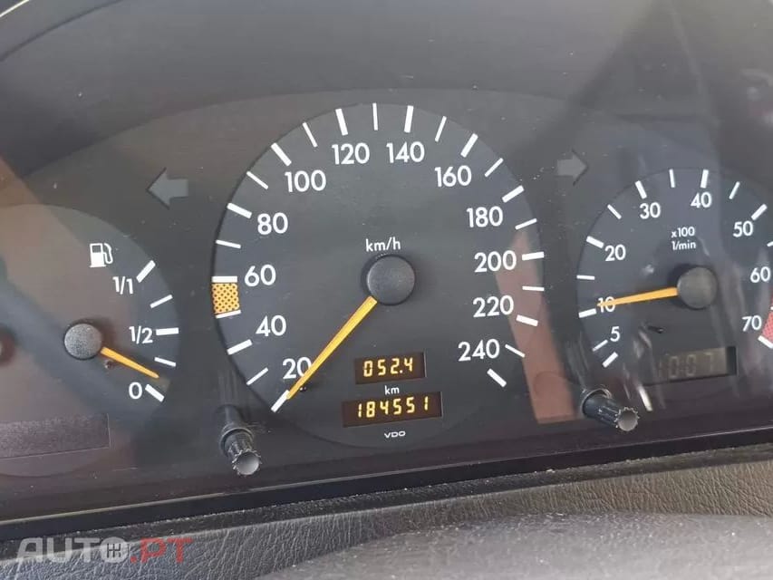 Mercedes-Benz C 180 Elegance