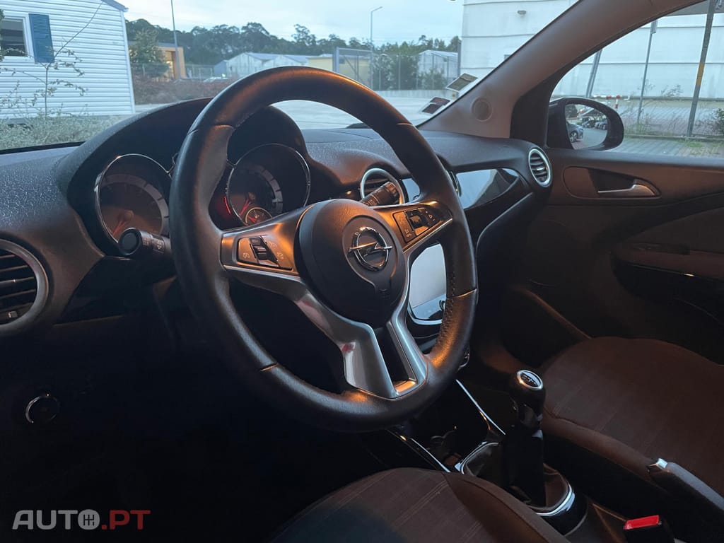 Opel Adam 1.2 Slam