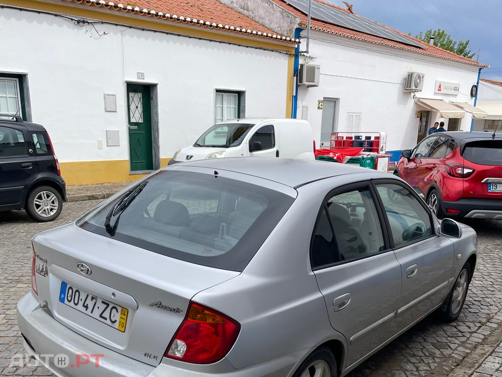 Hyundai Accent GLS