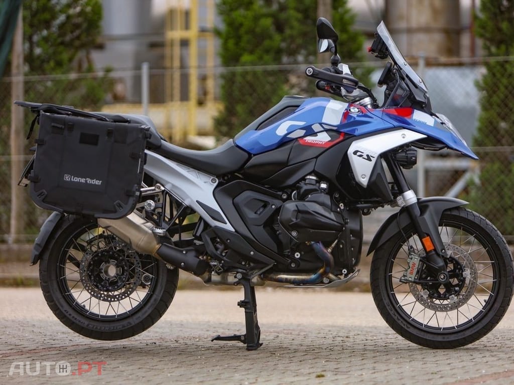 BMW R trophy