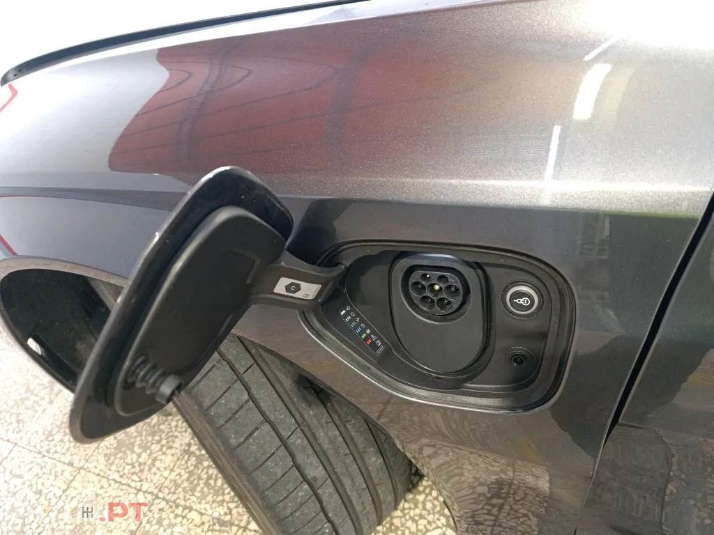 Audi E-Tron quattro