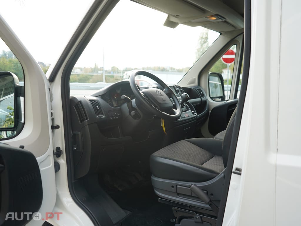 Citroen Jumper 2.2 BlueHDi 35 L3H2 Fibrada