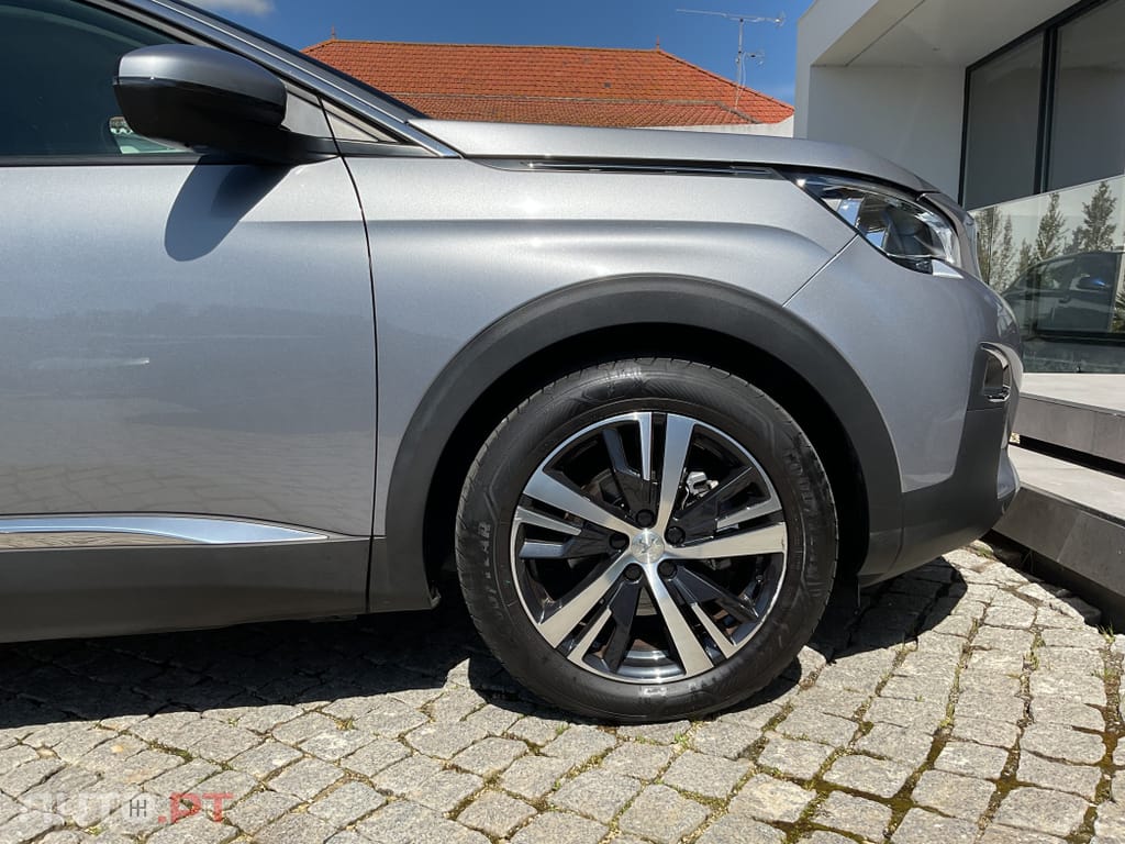 Peugeot 3008 1.5 BlueHDi Allure
