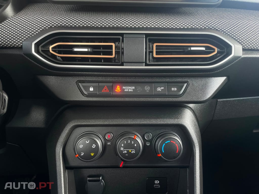 Dacia Sandero 1.0 ECO-G Expression Bi-Fuel