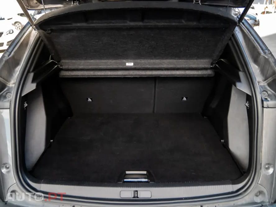 Peugeot 2008 1.2 PureTech Allure