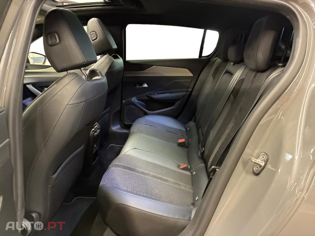 Peugeot 308 1.2 PureTech GT EAT8