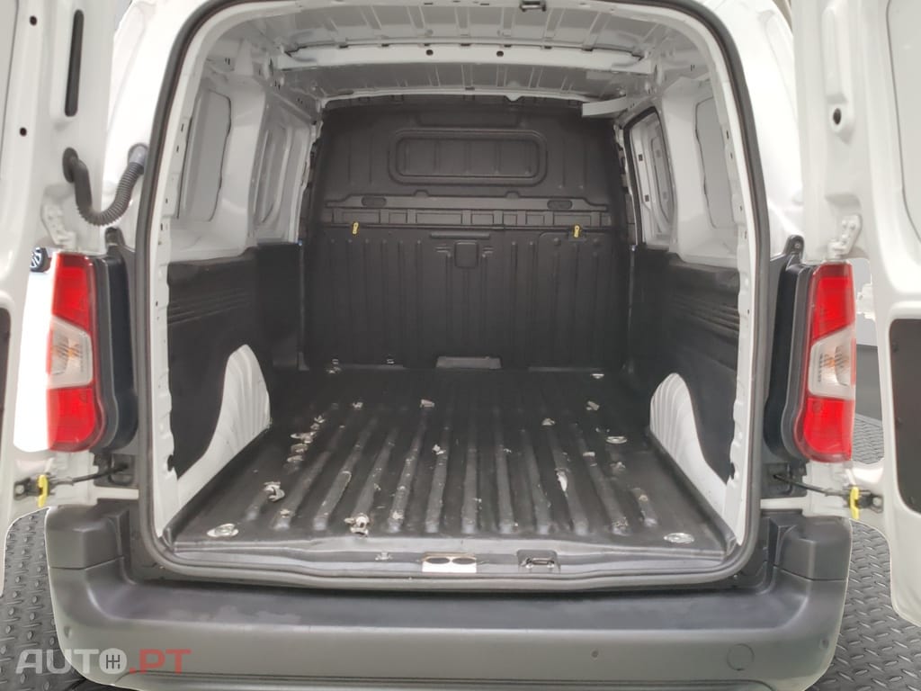 Peugeot Partner 1.5 BlueHDi Premium Longa