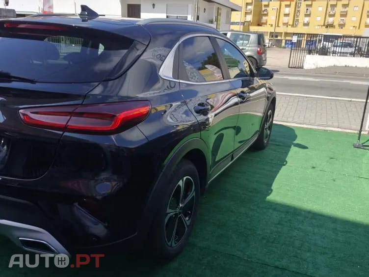 Kia Xceed 1.6 GDi PHEV Drive