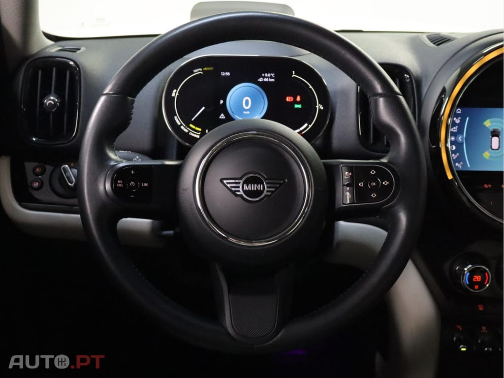 MINI Countryman Cooper S E ALL4 Auto