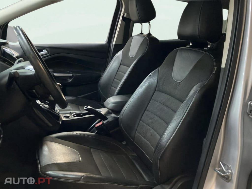 Ford Kuga 2.0 TDCi Titanium