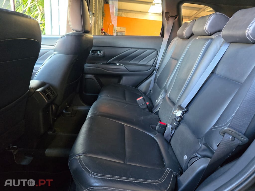 Mitsubishi Outlander 2.4 PHEV Sport Edition