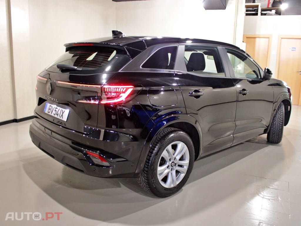 Renault Austral 1.3 Mild Hybrid Evolution