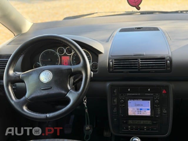 Volkswagen Sharan 1.9 TDi Confortline