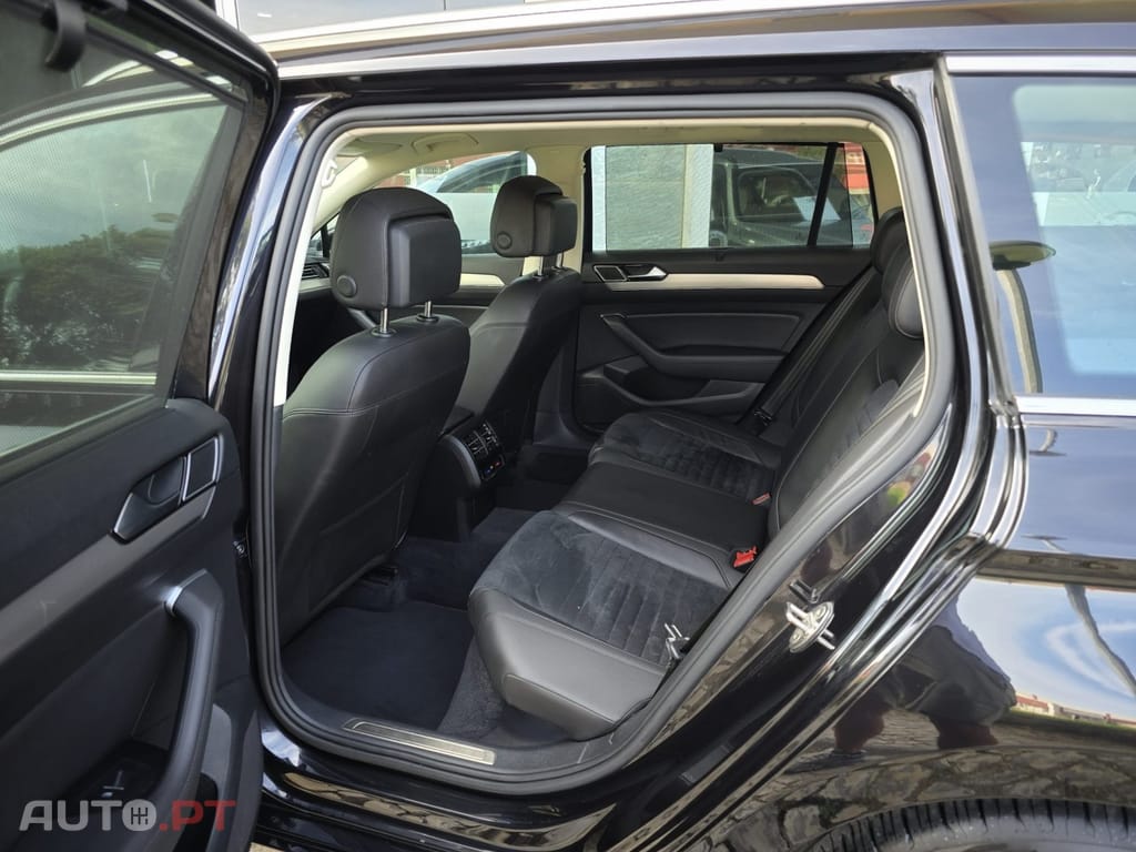 Volkswagen Passat Variant 2.0 TDi Highline DSG