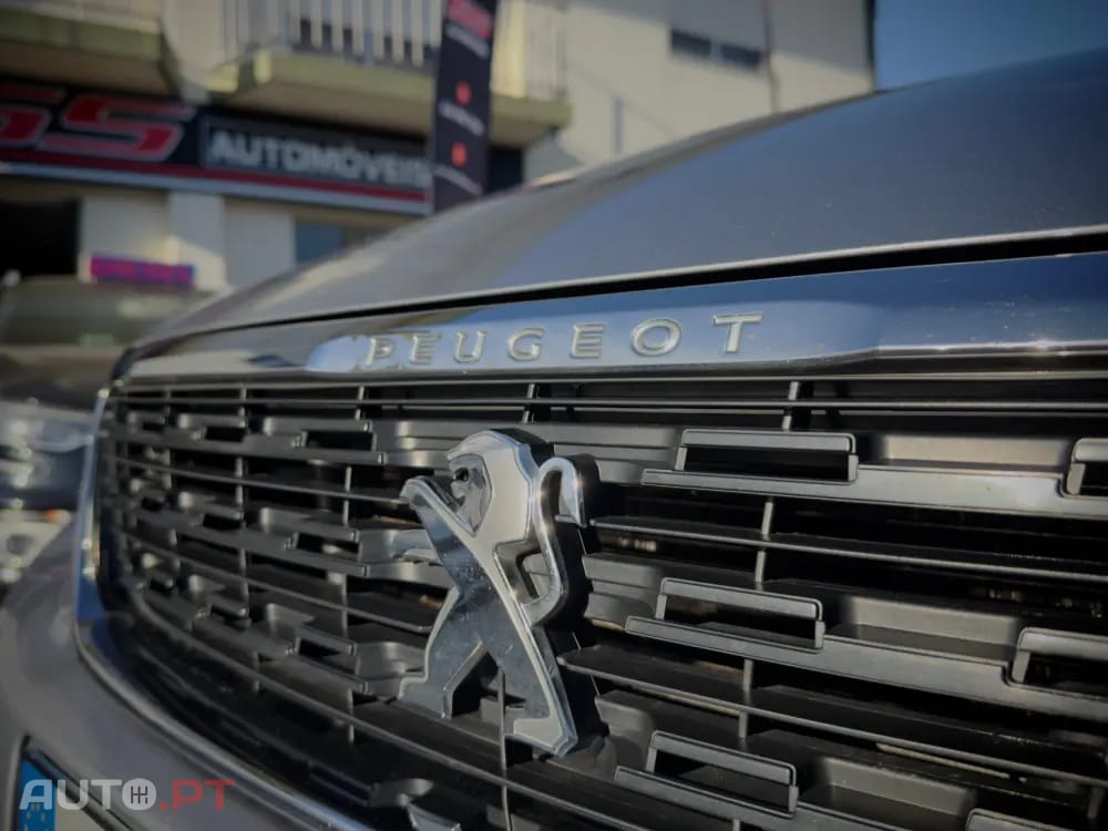 Peugeot 308 1.2 PureTech Allure EAT8