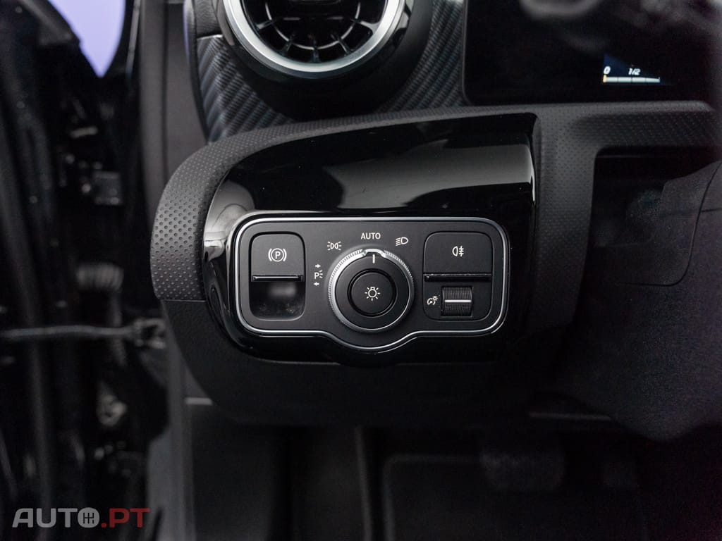 Mercedes-Benz A 250 e Style Plus